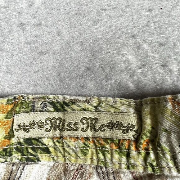 Miss Me Womens Size Large Multicolored Striped Cargo Bermuda Shorts 100% Cotton - Picture 13 of 15
